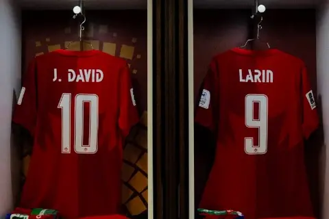  ديفيز ودجيكو على مقاعد البدلاء.. تشكيل مباراة كندا ضد البوسنة والهرسك في كأس العالم